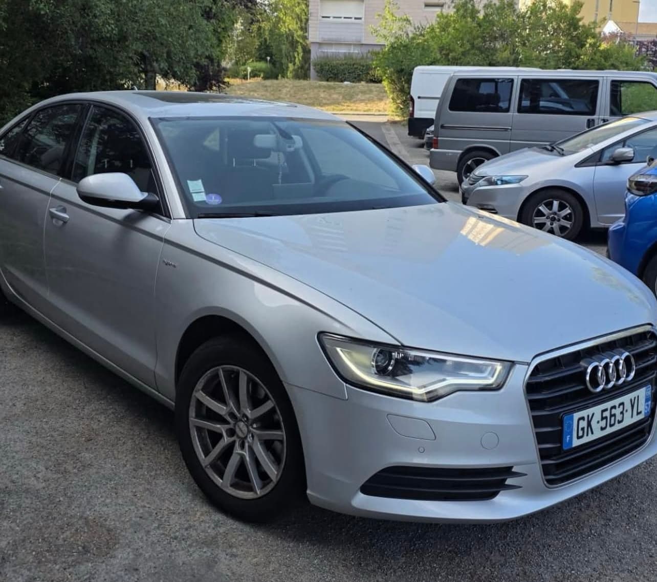 Audi A4 2.5 hybride 2012